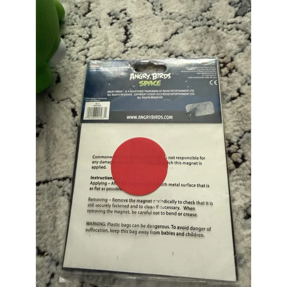 Angry Birds Solar Lamp And Magnets Lot